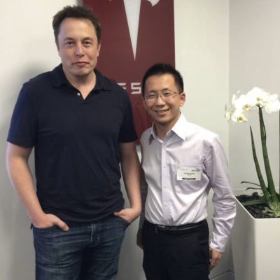 马斯克张一鸣合照他俩谁更牛？
