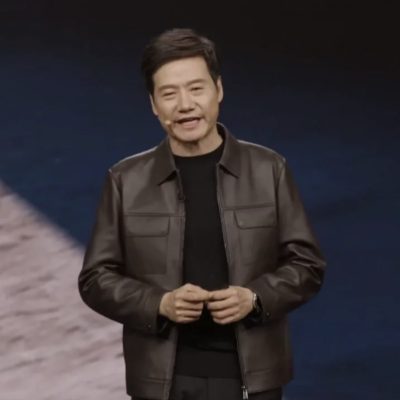 雷军小米su7 ultra 发布会同款皮衣是什么牌子的