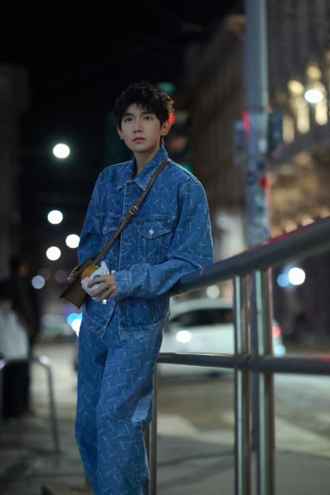 2025年3月王源miumiu大秀图片_2