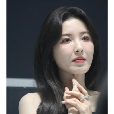 曾黎生图怼脸高清照片