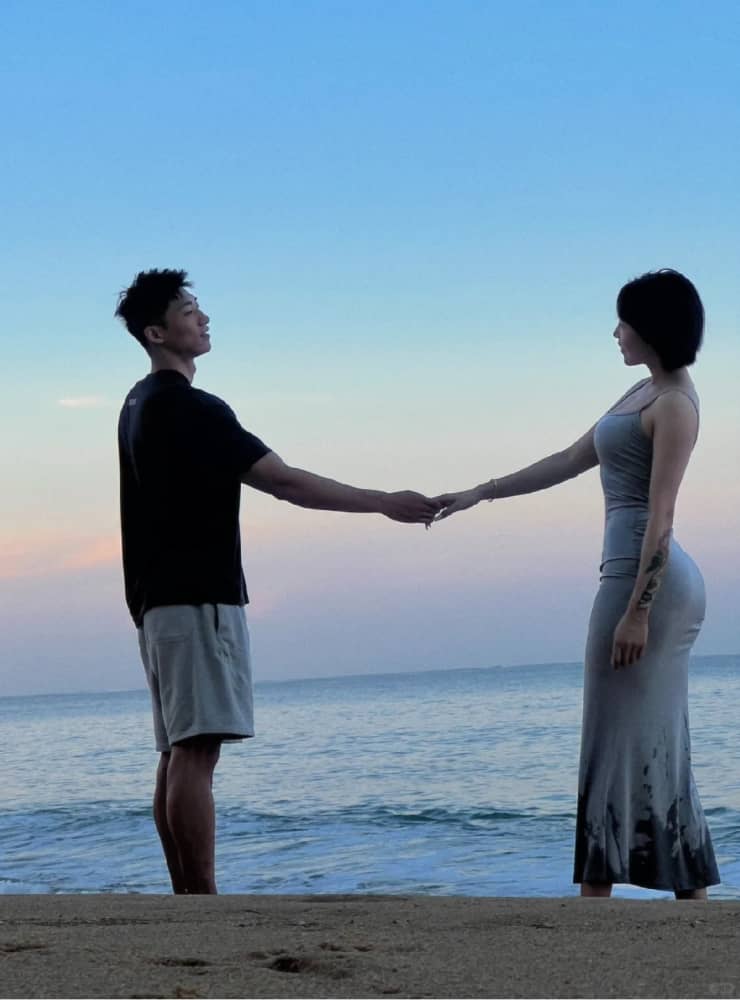 浪漫恩爱夫妻照片图片_2