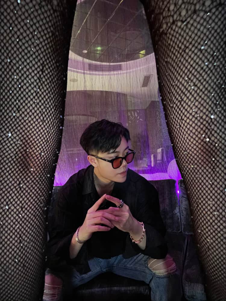 疯狂二人房间荷尔蒙图片写真_4